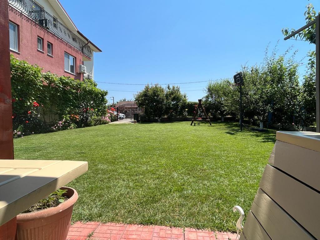 Vila Alexa كوستِنيست المظهر الخارجي الصورة