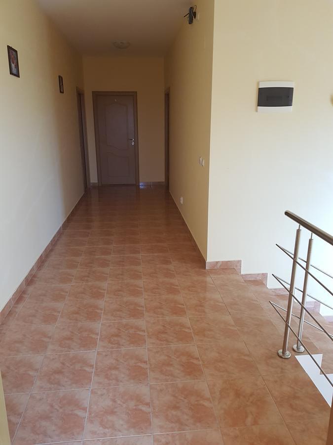 Vila Alexa كوستِنيست المظهر الخارجي الصورة